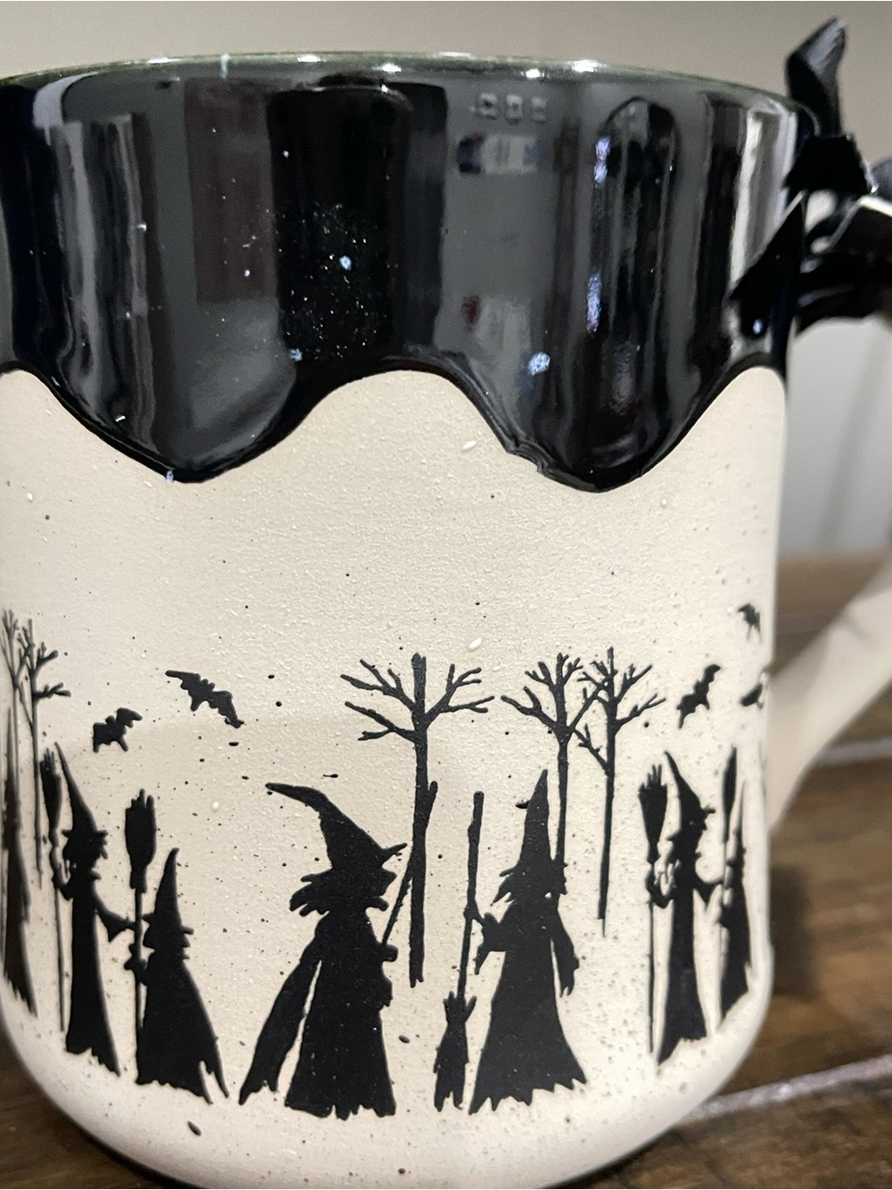 ✨👻Halloween Ceramic Black & Cream Witch Silhouette Mug - Home Dining✨👻 - Picture 2 of 7